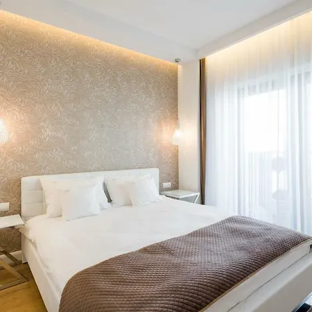 Raj 3 Ul. Rajska Stare *