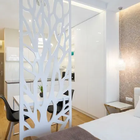 Raj 3 Ul. Rajska Stare * Краков