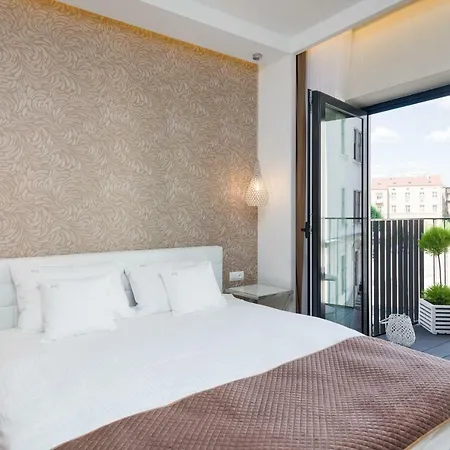 Raj 3 Ul. Rajska Stare Διαμέρισμα *